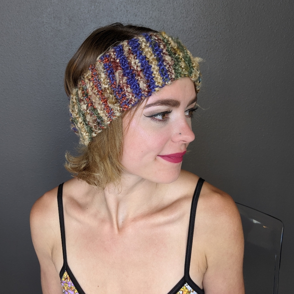 Tan / rainbow knotted knit headband